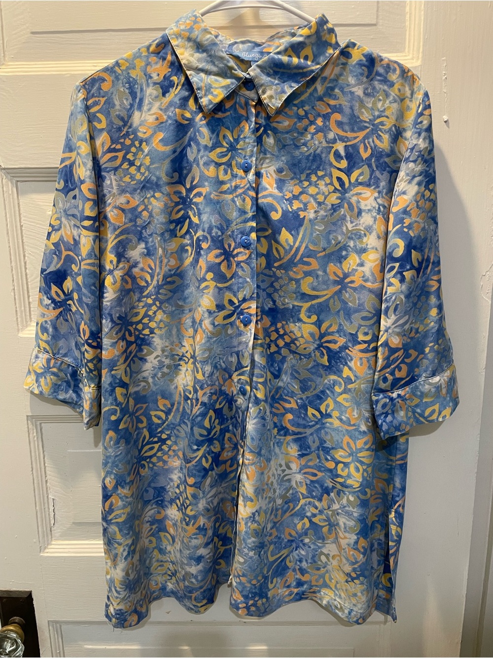 Blue Ginger Blue & Yellow Hawaiin  Button-Up Shirt, Size Medium